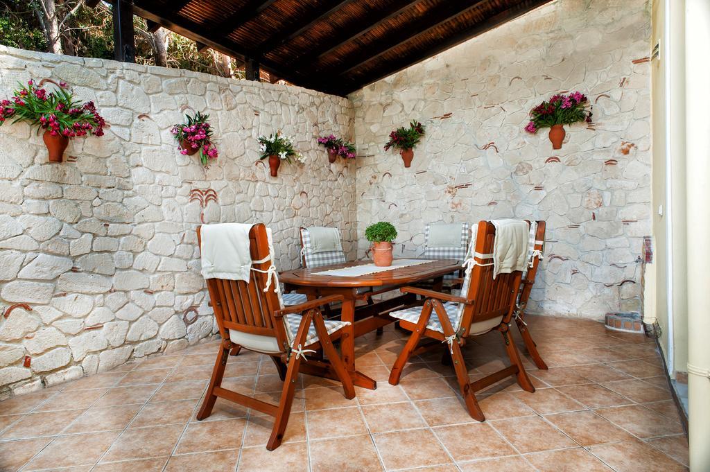 Villa Pefkohori Exterior foto